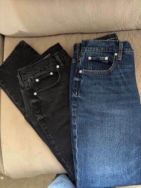 Free Assembly High-Rise Women’s Jeans in Black and Dark Blue, 2 pair, size 8